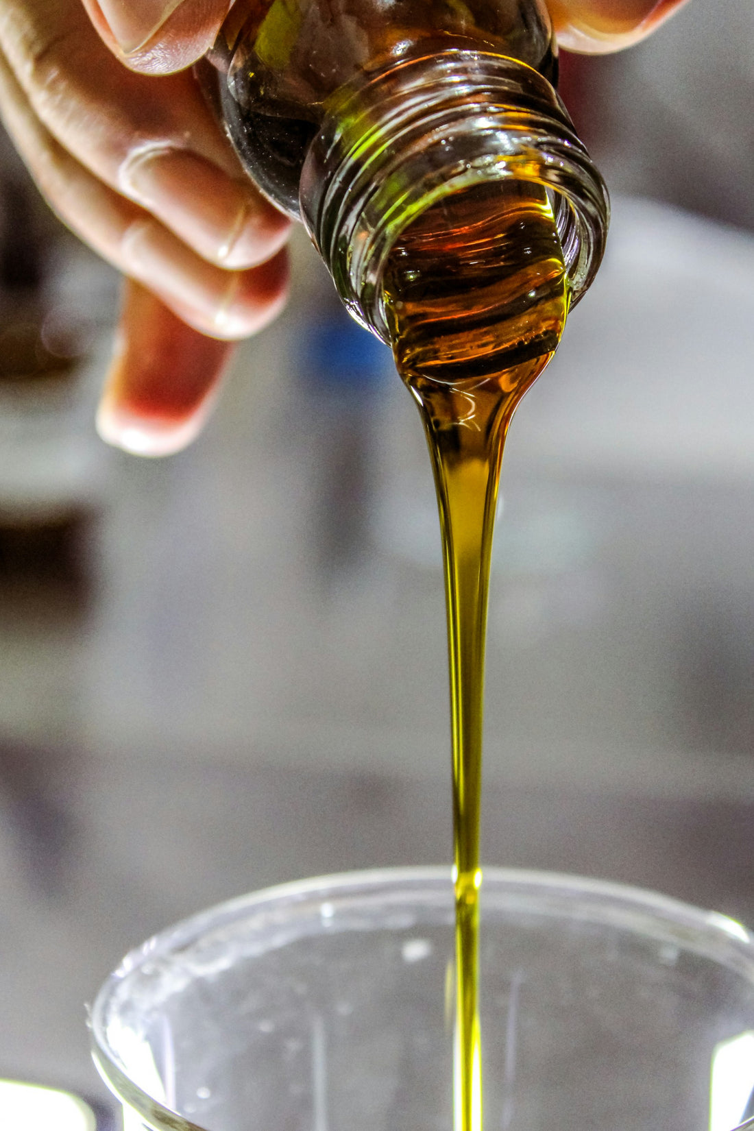 Unveiling the secret to slowing aging: extra virgin olive oil